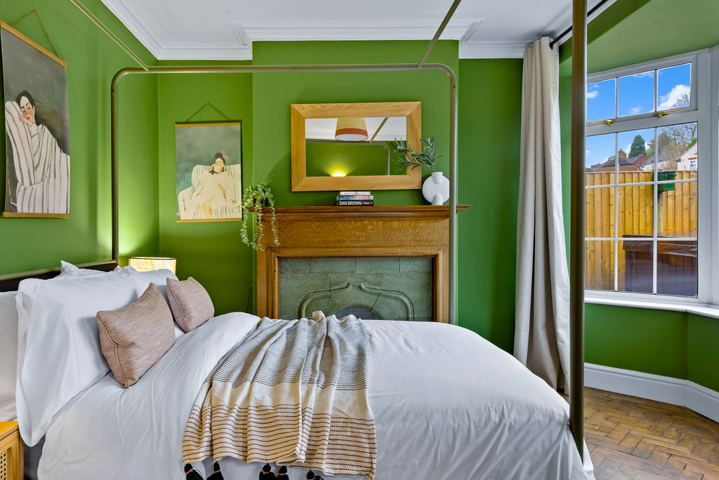 Serviced Accommodation Bedroom conversion from a dining room to a bedroom for maximum occupancy leek staffs